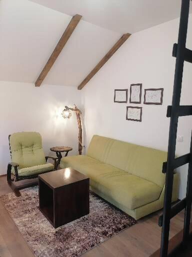 Garden House Apartment